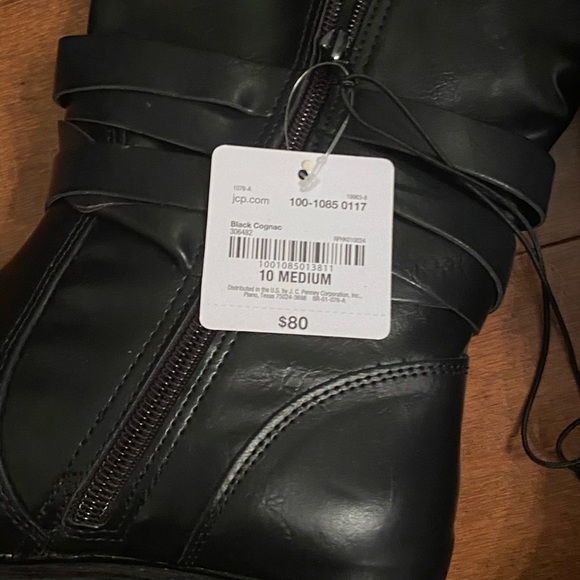 NWT ARIZONA WIDE LEG BOOTS - Picture 2 of 6